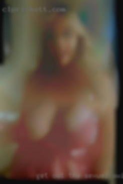 Get out sexual swingers North Carolina the house have fun.